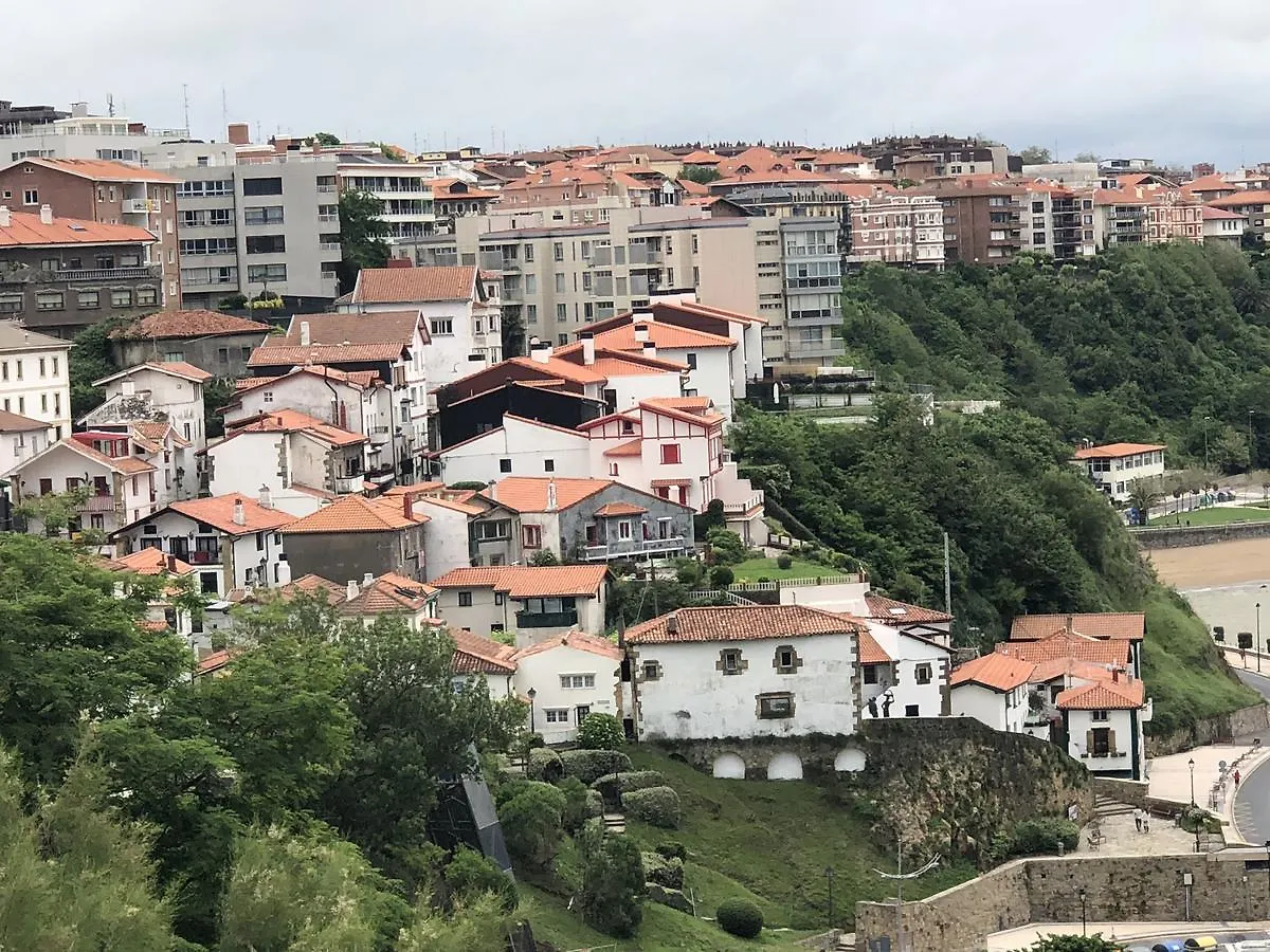 Pension Basagoiti Getxo Maison d'hôtes